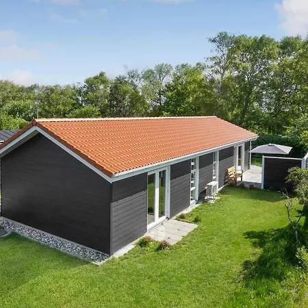 Gorgeous In With Kitchen Holiday home *